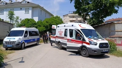 Bisikletten d&uuml;şen yaşlı adam hayatını kaybetti
