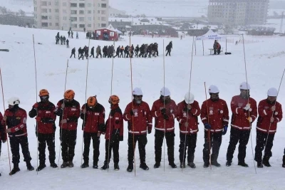 Bitlis&rsquo;te &ccedil;ığ tatbikatı ger&ccedil;eğini aratmadı
