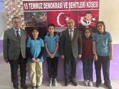 Bitlis&rsquo;te kuş yavrusunu kurtarmaya &ccedil;alışan &ouml;ğrencilere anlamlı &ouml;d&uuml;l

