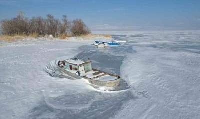 Bitlis&rsquo;te t&uuml;m g&ouml;ller buz tuttu
