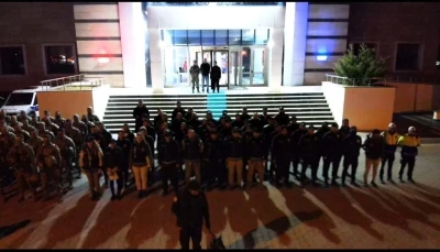 Bitlis’te uyuşturucu satıcılarına operasyon: 10 kişi tutuklandı
