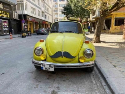 ’Bıyıklı Vosvos’ görenlerin dikkatini çekiyor
