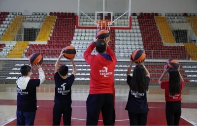&lsquo;Biz Bir Takımız&rsquo; projesi Denizli&rsquo;de başlıyor
