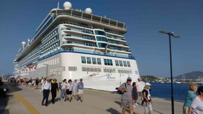 Bodrum&rsquo;a kruvaziyer ile 1142 yolcu geldi

