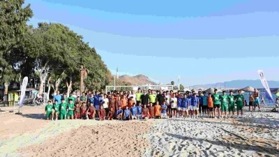 Bodrum&rsquo;da 1. G&uuml;nbatımı &Ccedil;ocuk Plaj Futbol Şenliği başladı
