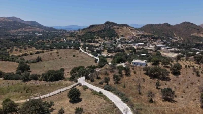 Bodrum&rsquo;da 125 bin metrekarelik beton yol ve parke &ccedil;alışması
