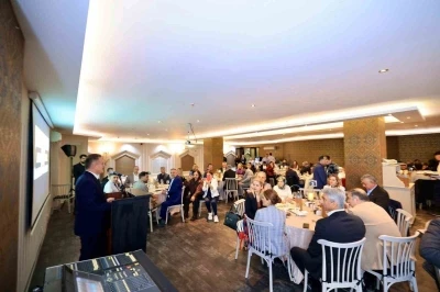 Bodrum&rsquo;da gazeteciler iftarda buluştu
