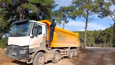 Bodrum&rsquo;da inşaat atığı d&ouml;kenlere 418 bin T&uuml;rk Lirası cezai işlem
