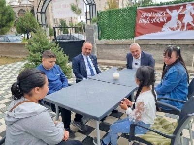 Boğazlıyan’da toplumsal dayanışmayı arttıracak protokolün ilk adımı ‘Engelsiz Cafe’ de atıldı
