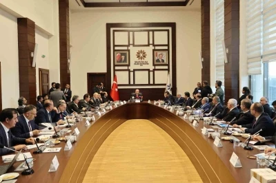 B&ouml;lgesel kalkınmada akademik g&uuml;&ccedil; birliği: &Uuml;NİDAP 8. d&ouml;nem toplantısı Erzurum&rsquo;da ger&ccedil;ekleştirildi

