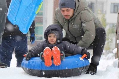 Bolu&rsquo;da 1 il&ccedil;ede okullar tatil edildi
