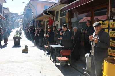 Bolu&rsquo;da 8 asırlık gelenek Ramazan&rsquo;da da s&uuml;rd&uuml;r&uuml;ld&uuml;
