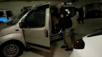 Bolu’da arabaya zulalanmış uyuşturucuyu ’Pako’ buldu
