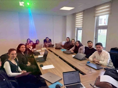 Bolu&rsquo;da geleceğin iletişimcileri kendi hikayelerini dijitale taşıdı
