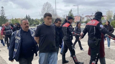 Bolu&rsquo;da iki genci silahla yaralayan 3 ş&uuml;pheli tutuklandı
