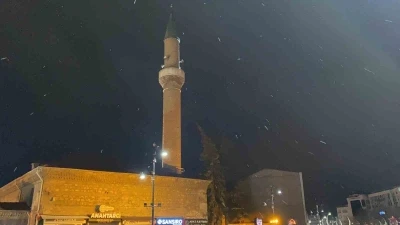 Bolu&rsquo;da kar yağışı etkili oluyor
