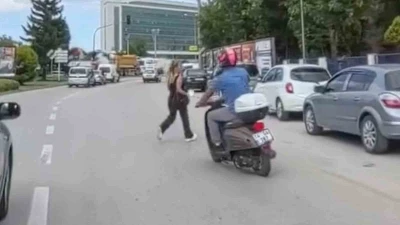 Bolu&rsquo;da kazadan kıl payı kurtuldular: O anlar kamerada
