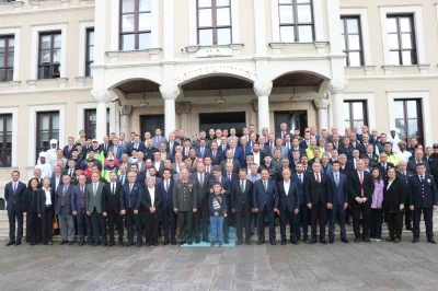Bolu&rsquo;da protokol bayramlaştı

