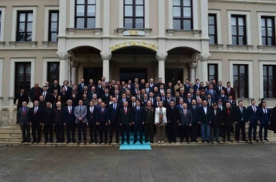 Bolu&rsquo;da protokol bayramlaştı
