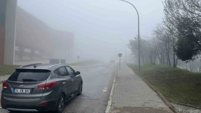 Bolu&rsquo;da sis g&ouml;r&uuml;ş mesafesini d&uuml;ş&uuml;rd&uuml;
