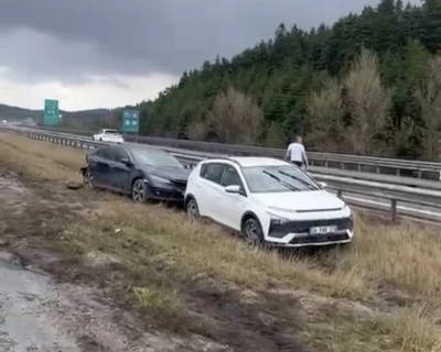 Bolu&rsquo;da TEM Otoyolu&rsquo;nda 10 ara&ccedil;lı zincirleme kaza: 6 yaralı
