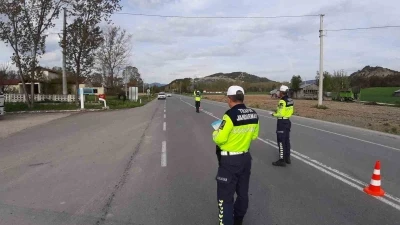 Bolu’da trafik denetimlerinde ceza yağdı: 6 milyon 897 bin 750 lira ceza
