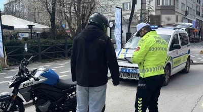Bolu&rsquo;da trafik polisleri denetimleri sıkılaştırdı
