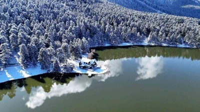Bolu&rsquo;nun incisi beyaz gelinliğini giydi

