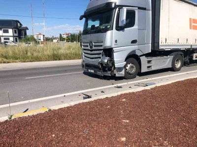Bolvadin&rsquo;de trafik kazası: 1 yaralı
