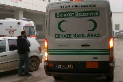 Boşanma aşamasındaki eşini babasının mezarı başında &ouml;ld&uuml;rd&uuml;, baldızını ağır yaraladı
