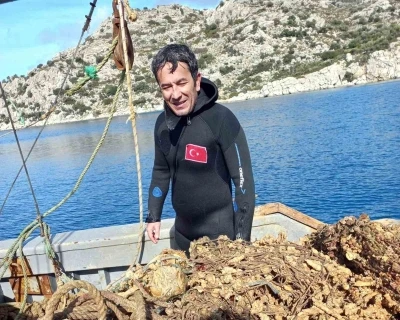 Bozburun&rsquo;da hayalet ağlar denizden temizlendi
