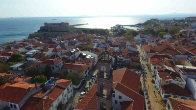 Bozcaada&rsquo;ya bayramda o ara&ccedil;ların ge&ccedil;işleri yasaklandı
