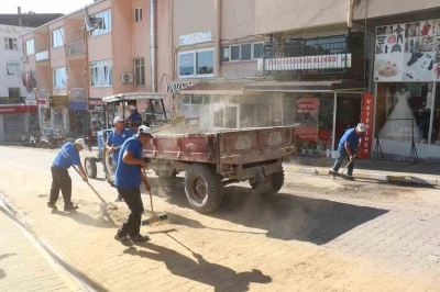 Bozdoğan&rsquo;da doğalgaz &ccedil;alışması sonrası yollarda temizlik &ccedil;alışması
