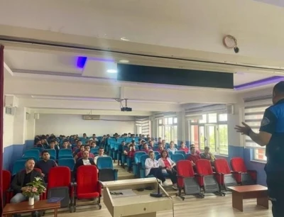 Bozüyük’te öğrencilere şiddet ve sosyal medya semineri
