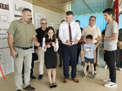 Bozyazı&rsquo;da gen&ccedil; yetenek eserlerini sanatseverlerle buluşturdu
