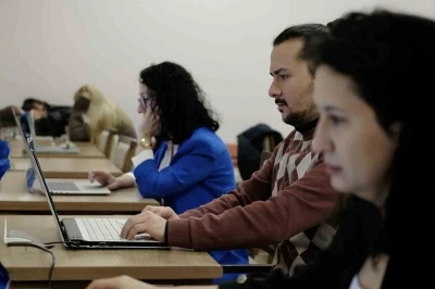 BŞE&Uuml;&rsquo;de 164 binden fazla e-kitap akademisyenlerin erişimine a&ccedil;ıldı
