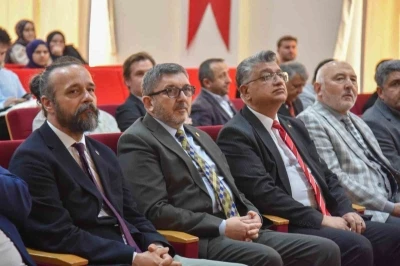 BŞE&Uuml;&rsquo;de  &lsquo;Osmanlı&rsquo;nın Son Y&uuml;zyılı&rsquo; programı d&uuml;zenlendi
