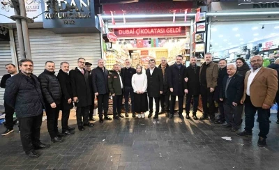 BTSO Başkanı Burkay, tarihi &ccedil;arşıda esnafla buluştu
