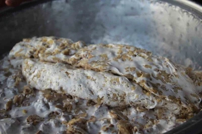 Bu helva kışın &uuml;ş&uuml;tm&uuml;yor: Yapımı 3 g&uuml;n s&uuml;r&uuml;yor
