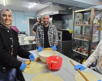 Bu kez &ouml;ğreten değil, &ouml;ğrenen oldular
