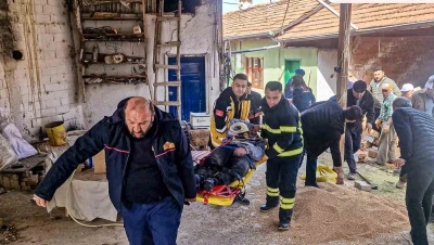 Buğday aktarımı sırasında facia: Kardeşlerden biri g&ouml;&ccedil;&uuml;kte kaldı, diğerinin parmakları koptu
