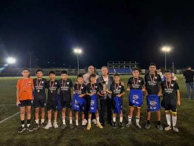 Buharkent’te futbol şöleni sona erdi, kupalar sahiplerini buldu
