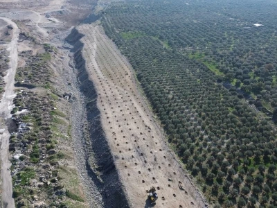 Buharkent&rsquo;te İlek Bah&ccedil;esi Projesi&rsquo;nde altyapı &ccedil;alışmaları s&uuml;r&uuml;yor
