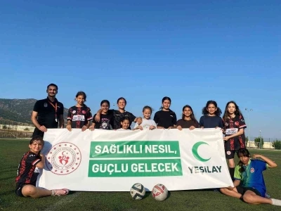 Buharkent&rsquo;te uyuşturucuyla m&uuml;cadeleye futbol desteği
