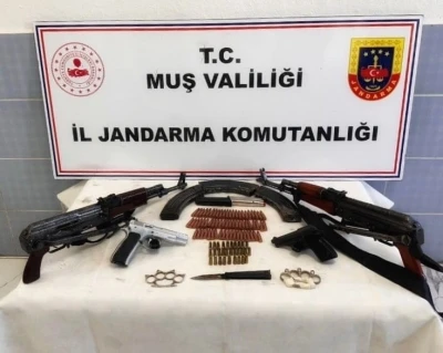 Bulanık ilçesinde silah ve mühimmat ele geçirildi
