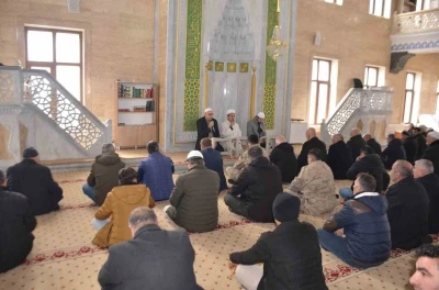 Bulanık&rsquo;ta deprem şehitleri dualarla anıldı
