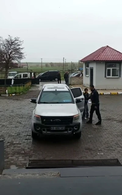 Bulanık&rsquo;ta kimliğini unutan &ouml;ğrenciye polis desteği
