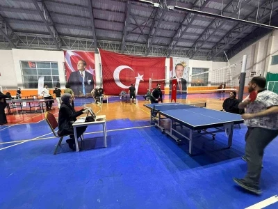 Bulanık&rsquo;ta masa tenisi turnuvası coşkuyla başladı
