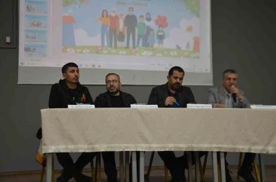 Bulanık’ta &quot;Maarif Modeli Aile Konferansı&quot; yoğun ilgi gördü
