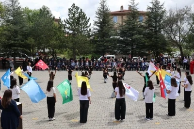 B&uuml;nyan&rsquo;da 19 Mayıs Coşkusu Yaşandı
